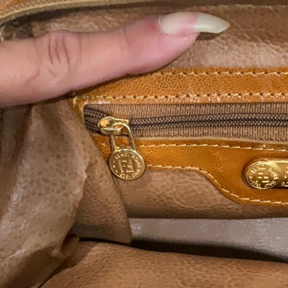 ❌Sold❌Vintage Fendi Brown Woven Leather Small Crossbody Bag - Picture 14 of 16